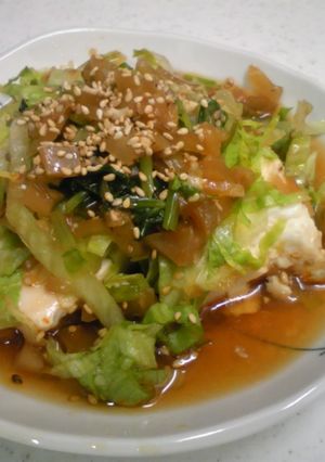 女の子は大好き♪ピリ辛豆腐サラダ-レシピのメイン写真