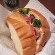 菜の花とクリームチーズのバケット
