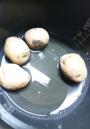 炊飯器で！ほくほくジャガ芋さつまいも♪-レシピのメイン写真