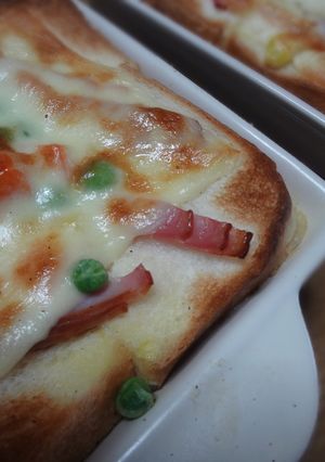 コーンスープのキッシュ風トースト-レシピのメイン写真