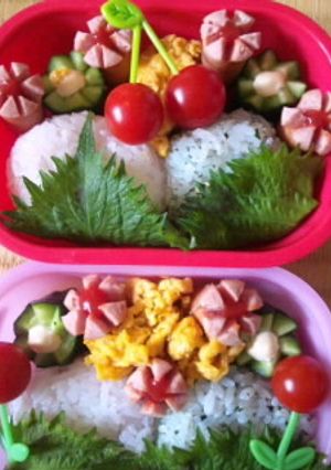 †桜餅&よもぎ餅風おにぎり弁当†-レシピのメイン写真