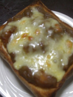 カレーが残ったら。。カレートースト!!-レシピのメイン写真