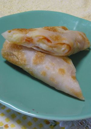 簡単クレープ風♪　トマトチーズ-レシピのメイン写真