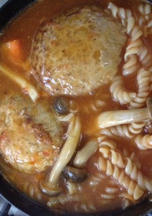 つくね煮込みハンバーグinスープパスタ-レシピのメイン写真