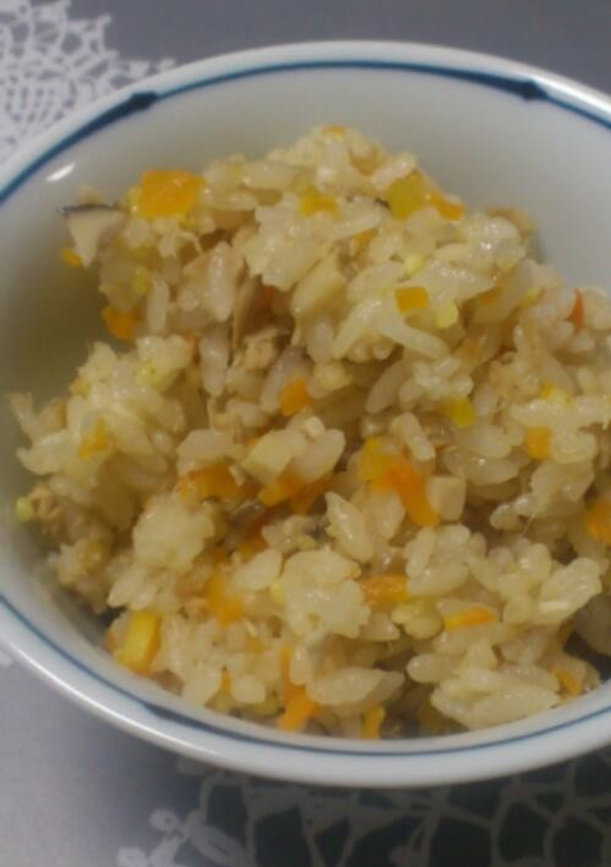 ツナ缶で作る☆簡単炊き込みご飯-レシピのメイン写真