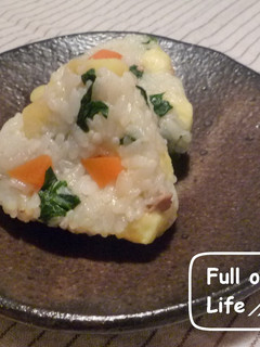肉じゃがチーズおにぎり-レシピのメイン写真
