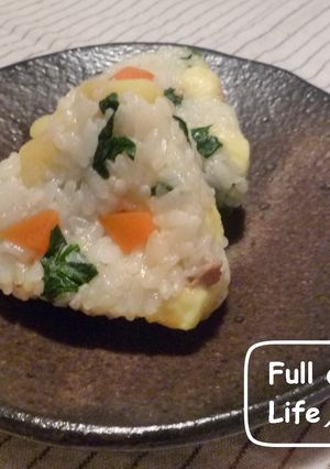 肉じゃがチーズおにぎり-レシピのメイン写真