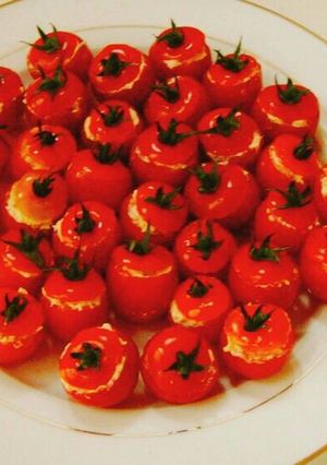 プチトマトのツナマヨ詰め♪-レシピのメイン写真