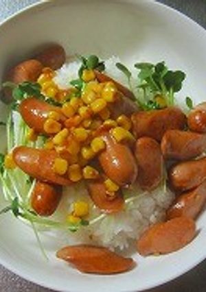 ウインナーとコーンの北海道風味丼-レシピのメイン写真