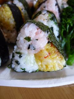 お花見おにぎり-レシピのメイン写真