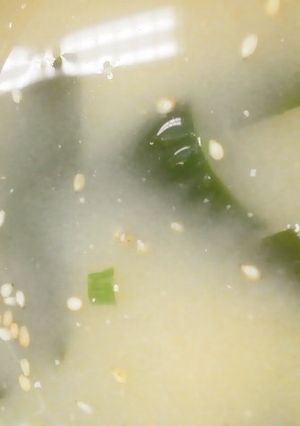 市販のわかめスープにゴマドレ-レシピのメイン写真