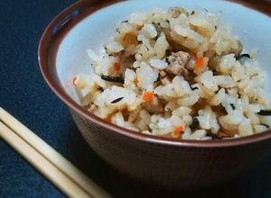 ■ジューシー■沖縄の炊き込みご飯。-レシピのメイン写真