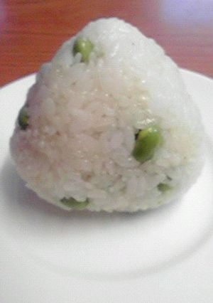 枝豆チャーハンおにぎり-レシピのメイン写真