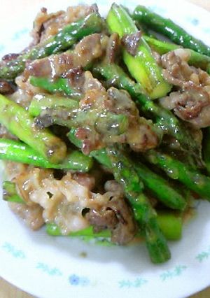 アスパラと牛肉の味噌炒め-レシピのメイン写真