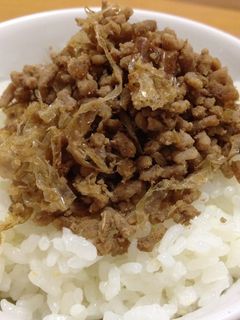 我が家の定番★ かんたん合挽きそぼろ-レシピのメイン写真