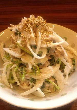 豆苗と新玉ねぎのツナマヨサラダ-レシピのメイン写真