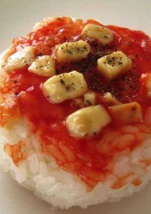 簡単☆ベビーチーズでピザおにぎり-レシピのメイン写真