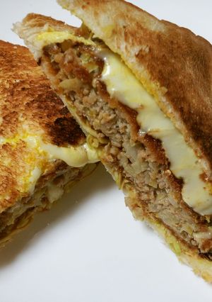 リメイク*余ったカツで*ホットカツサンド-レシピのメイン写真