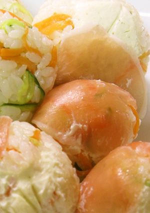 チーズ入りサラダおにぎり-レシピのメイン写真