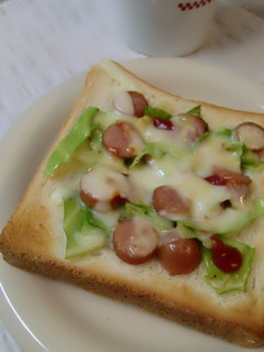 ウインナーとキャベツのチーズトースト-レシピのメイン写真