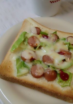 ウインナーとキャベツのチーズトースト-レシピのメイン写真