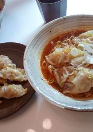 ふわふわ卵とキムチの餃子の味噌拉麺☆-レシピのメイン写真