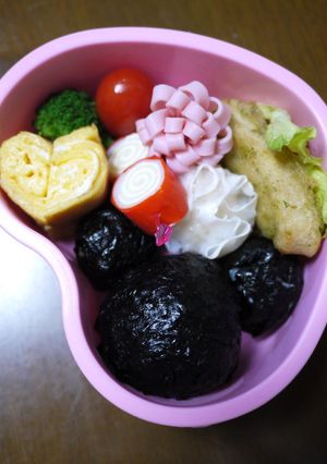 キャラ弁　隠れミッキー♪-レシピのメイン写真