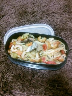 かつおとトマトのうまうま焼きうどん☆-レシピのメイン写真