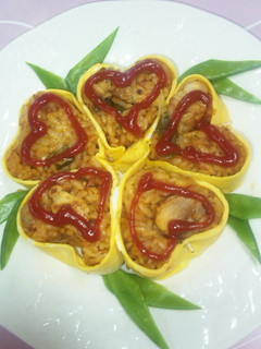 彩り野菜の完熟トマトチキンオムライス-レシピのメイン写真