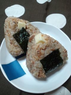 さばみそチーズおにぎり-レシピのメイン写真