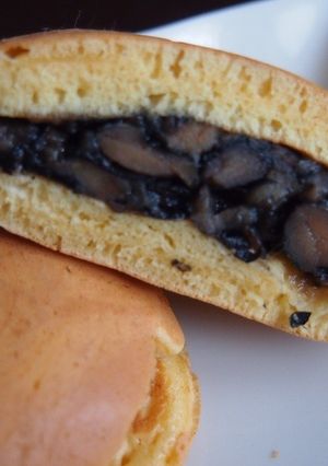 甘さ控えめ黒豆どら焼き-レシピのメイン写真