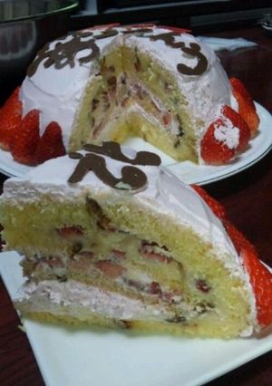 いちごたっぷりドームケーキ(*^^*)-レシピのメイン写真