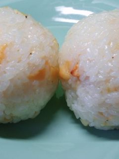 チーズ入り天むす風おむすび-レシピのメイン写真