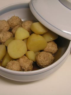 新じゃがと鶏つくねの煮物-レシピのメイン写真
