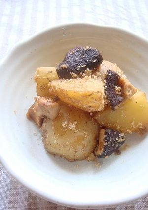 じゃがいもと椎茸のゴマ辛煮-レシピのメイン写真