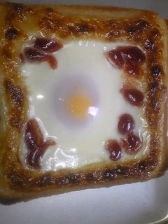 朝から贅沢☆彡目玉焼きトースト-レシピのメイン写真
