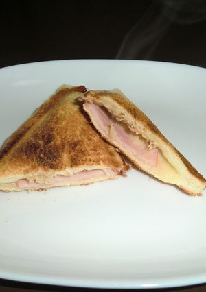 お子様大好き手軽にホットサンド-レシピのメイン写真