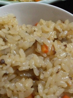 我が家のセコ飯 リメイク炊き込みご飯-レシピのメイン写真