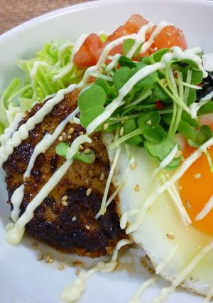 鶏つくねハンバーグｄｅ和風ロコモコ-レシピのメイン写真