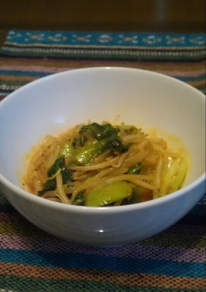 【食べるラー油で！】もやしと青梗菜の炒め-レシピのメイン写真