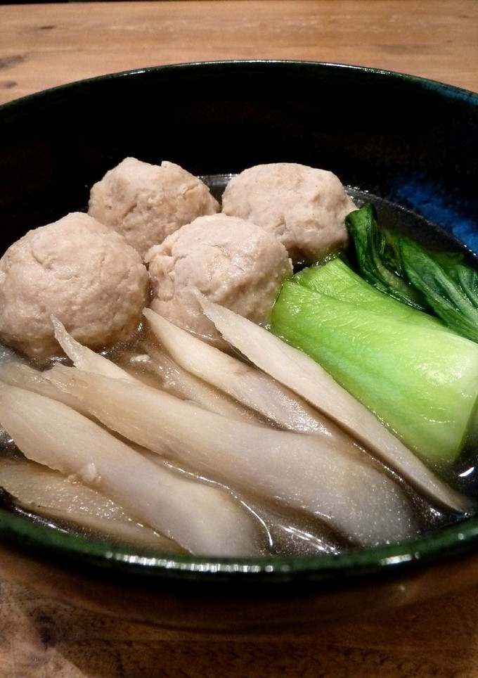 簡単！ 塩麹で鶏団子と牛蒡のあっさり煮物-レシピのメイン写真