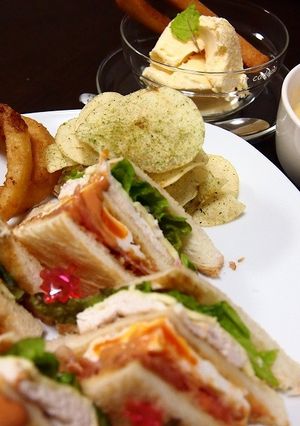 クラブハウスサンドでランチ♪-レシピのメイン写真