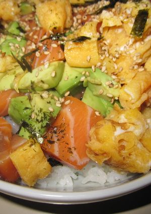 アボカドサーモン丼-レシピのメイン写真