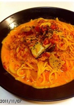 キノコとツナのバジルトマトクリームパスタ-レシピのメイン写真