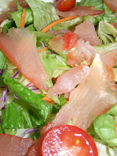 サラダクラブINマグロ生ハム-レシピのメイン写真