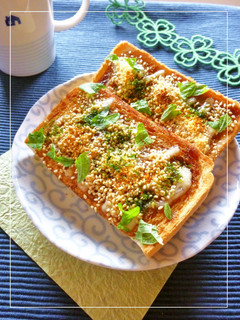 ごまたっぷり♡ お好み焼き風味トースト-レシピのメイン写真