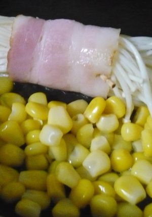 朝食に弁当につまみにも*えのベーコーン-レシピのメイン写真