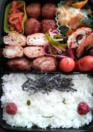 簡単にキャラ弁！ 小梅でほっぺちゃん☆-レシピのメイン写真