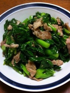 明日葉と豚バラ肉のガーリック醤油炒め-レシピのメイン写真
