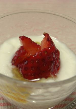 体に美味しい♥いちごはちみつヨーグルト♪-レシピのメイン写真